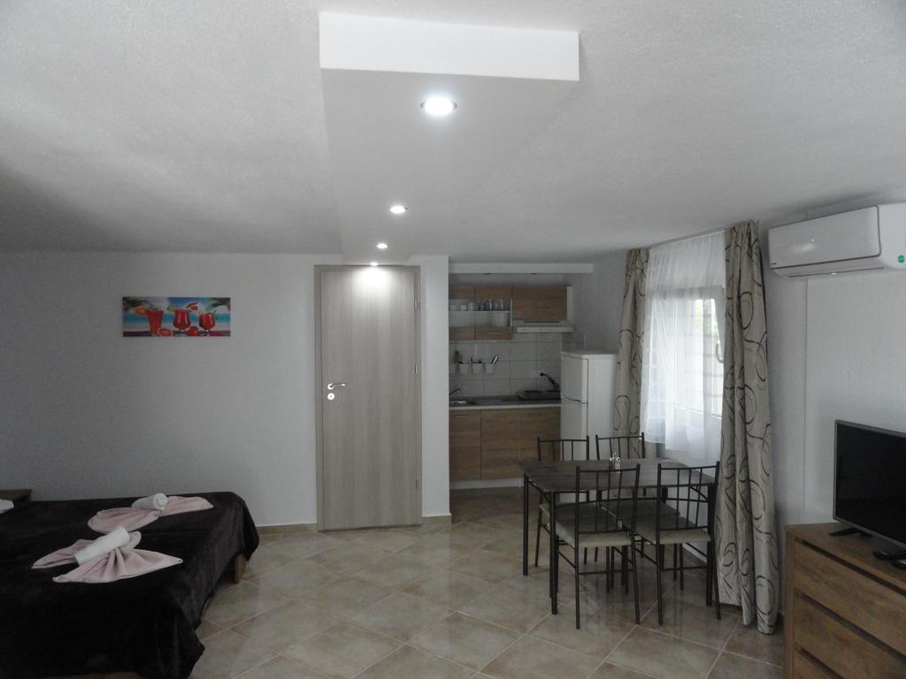 شقة Delfini House أسبروبالتا المظهر الخارجي الصورة